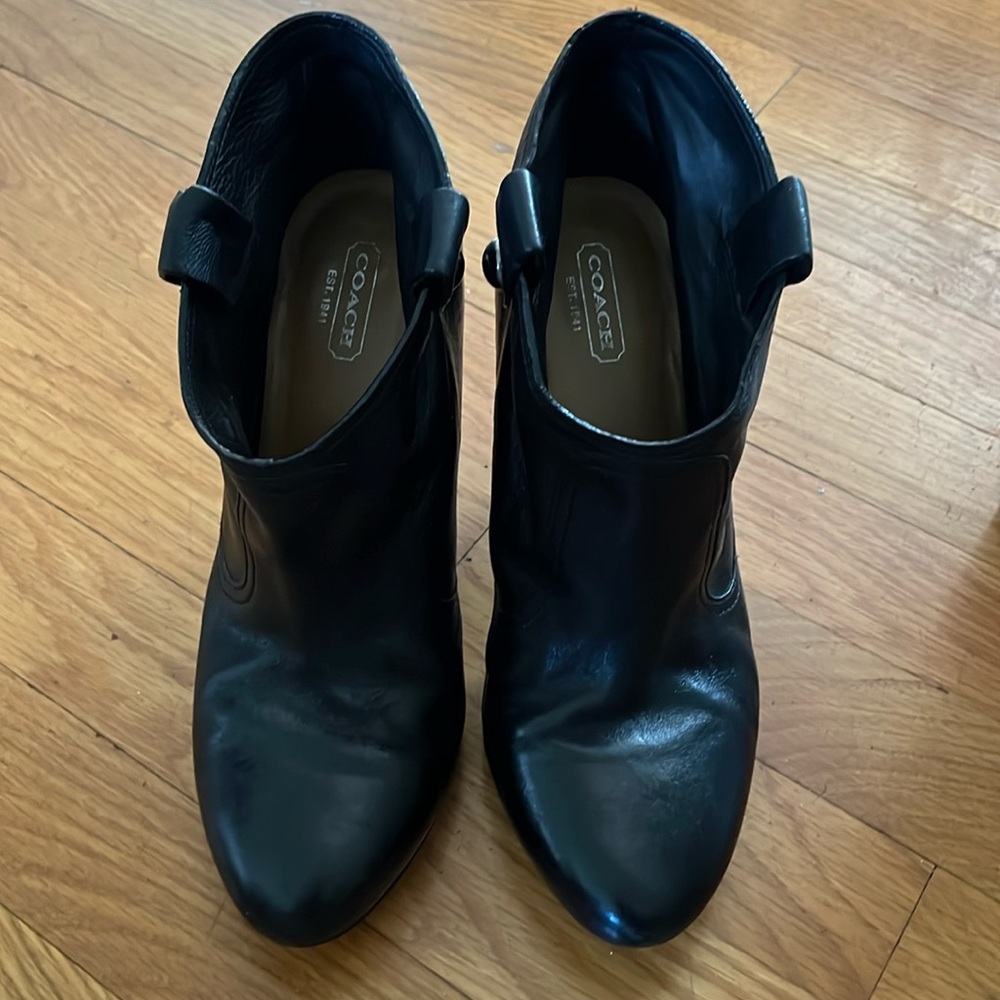 Coach Aliza Women’s Leather ankle boots size 7.5